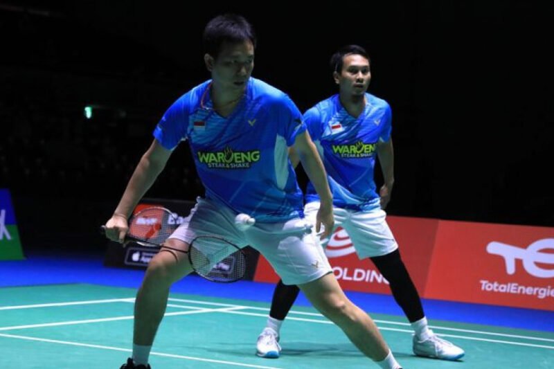 Bulutangkis: Duel Individu vs. Harmoni Tim – Menelisik Perbedaan Tunggal dan Ganda