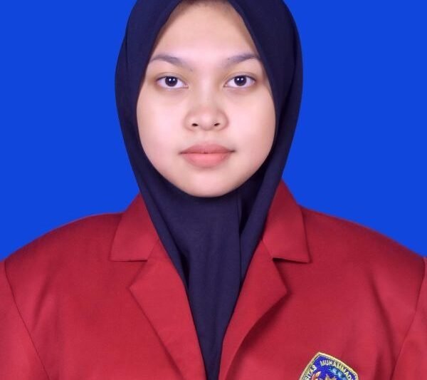 Mengarungi Arus Informasi: Dampak Media Sosial pada Opini Publik di Era Digital