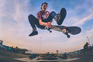Skateboarding: Dari Hobi Pantai Hingga Fenomena Global