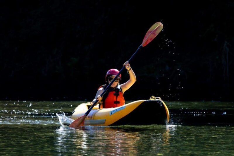 Mengayuh Hidup Sehat: Manfaat Kayaking yang Tak Terduga untuk Kebugaran Fisik dan Mental