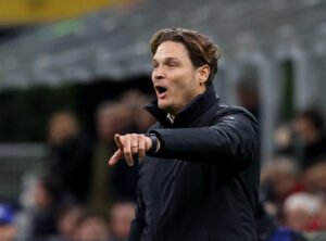 Peran Krusial Dokter Tim dalam Dunia Olahraga Profesional: Lebih dari Sekadar Pertolongan Pertama