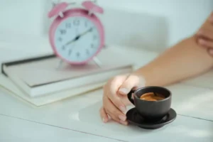 Rahasia di Balik Sunrise: 7 Kebiasaan Pagi Orang Sukses yang Bisa Anda Tiru