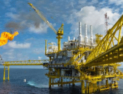 Tekanan Global Buat Harga Minyak Terus Merosot